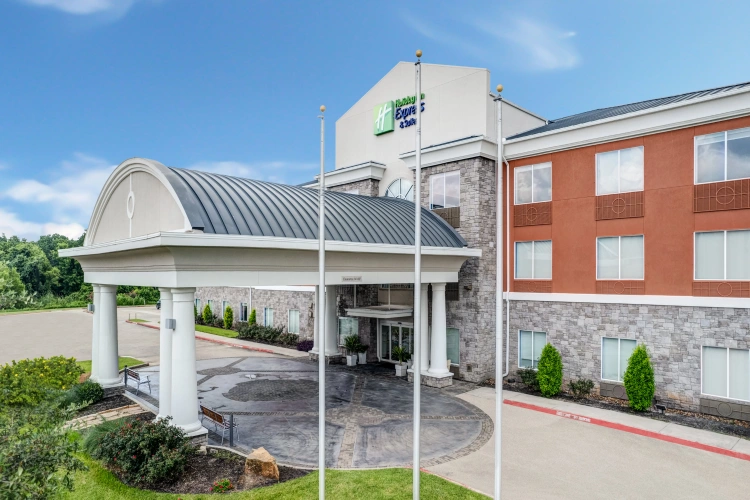Holiday Inn Express Suites Clute Lake Jackson IHG