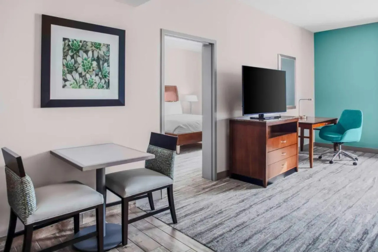 Masters Inn - Charleston