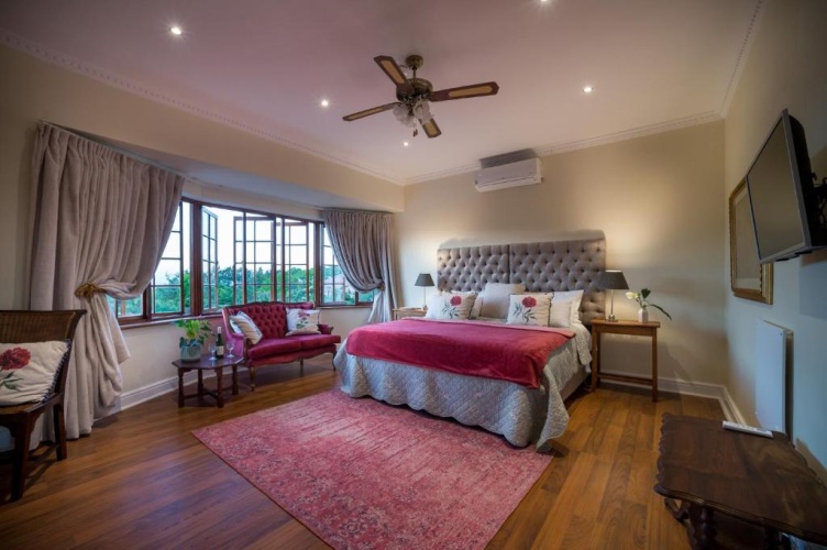 Deluxe Suite