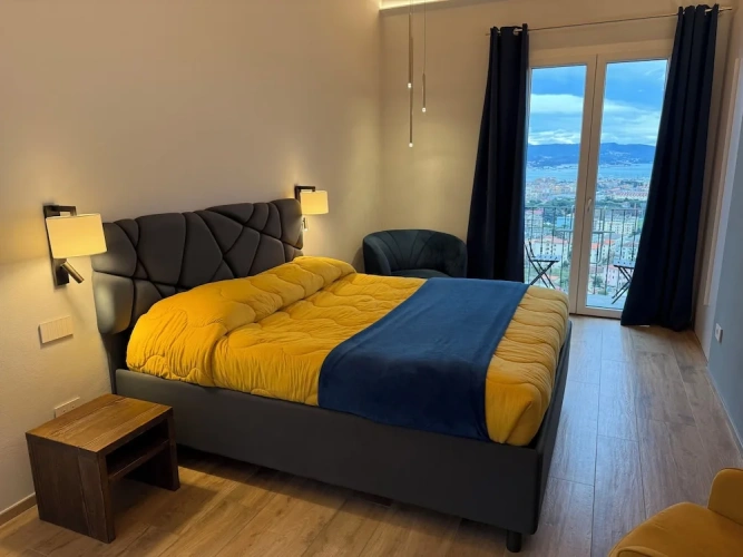 Deluxe Double room with balcony and with sea view