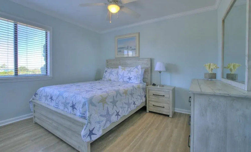 Southwinds J6 2 Bedroom Condo by RedAwning