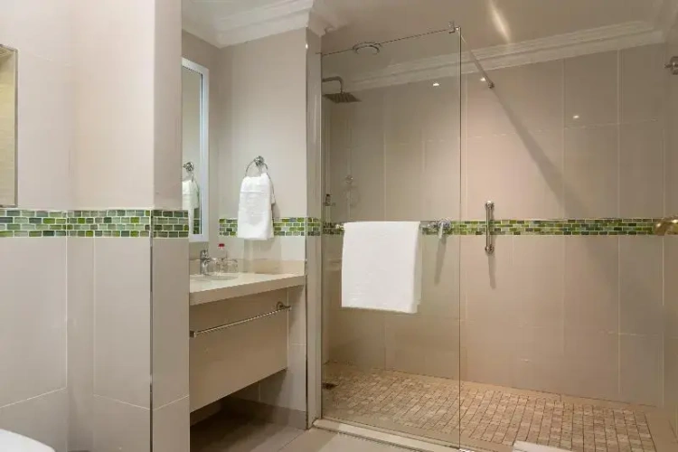 Standard Twin room with balcony