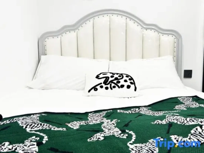3 Bedrooms Triple Apartment
