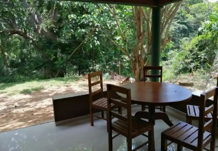 Silent Bungalow River Side