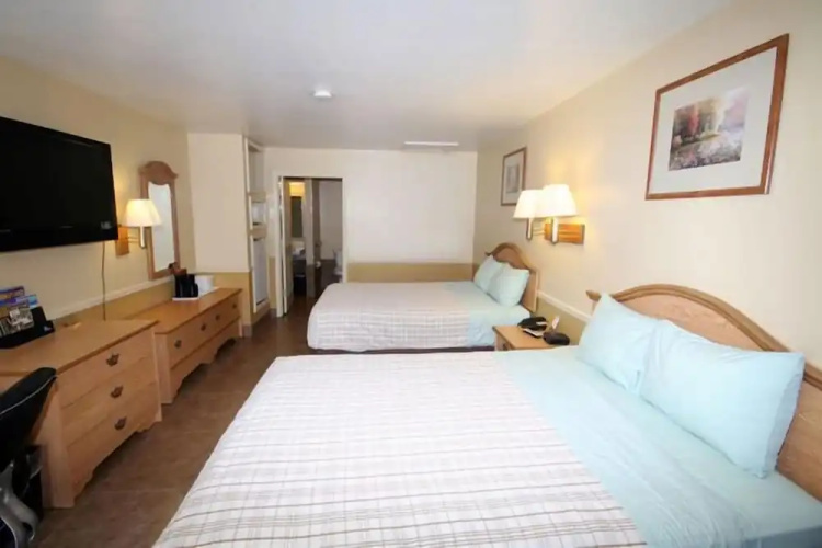 Executive Inn