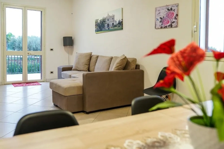 3 Bedrooms Standard Sextuple Villa