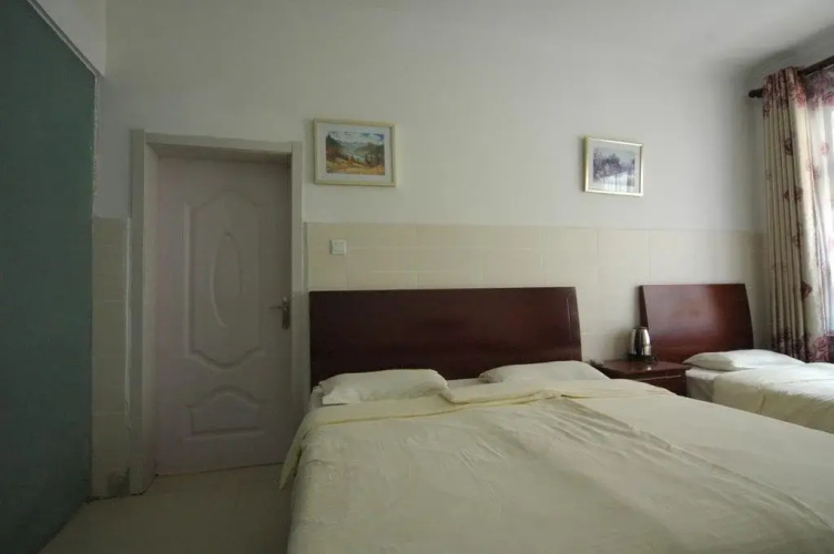Ouge Hotel