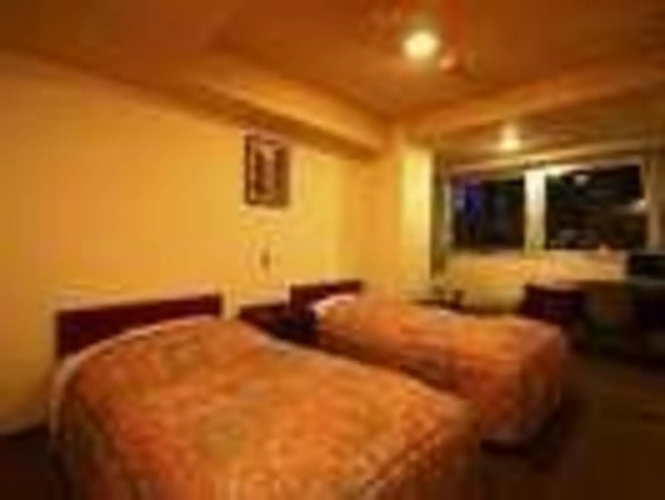Weekly-Sho Hotel Chitose(ウィークリー ホテルチトセ)