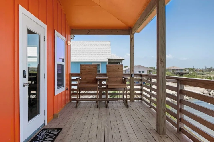 3 Bedrooms Cottage