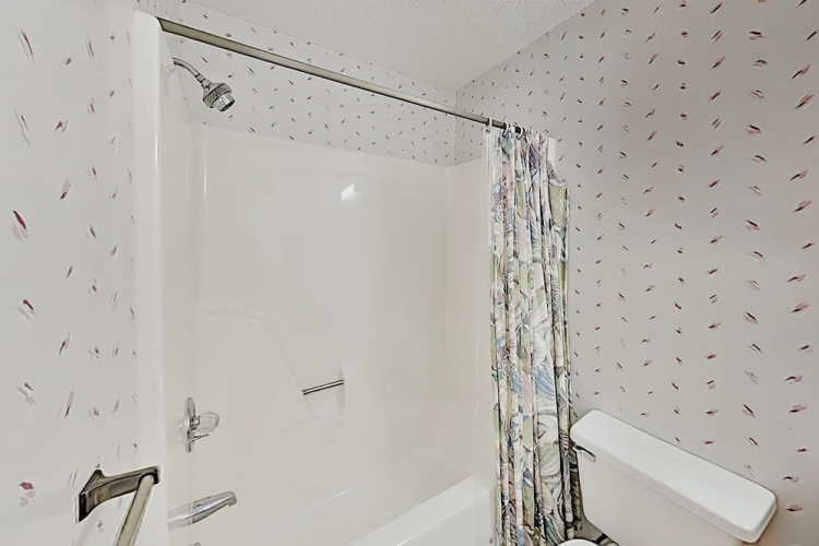 1summect 3 Bedroom Cottage