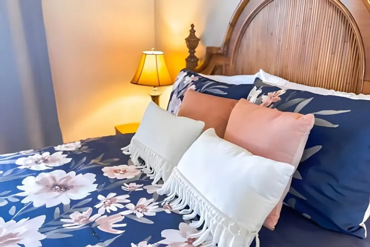 Modern 3BR Condo Reunion Resort + Pool Access