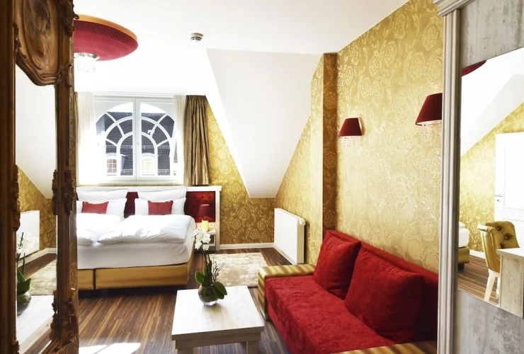 Deluxe Suite