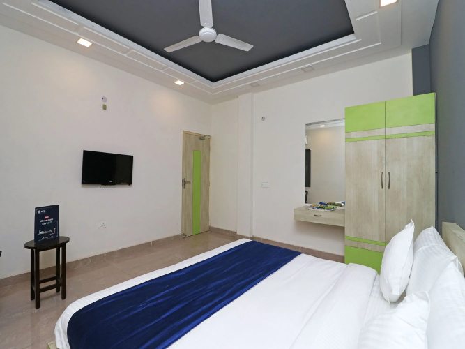 Hotel Viditva 3 by OYO Rooms