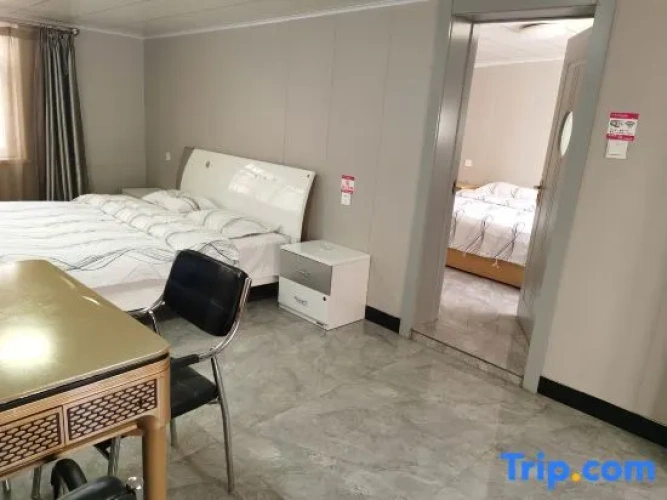 Quadruple Suite