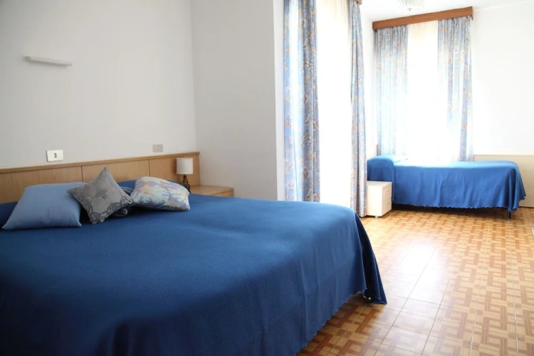 Standard Triple room with balcony and with mountain view