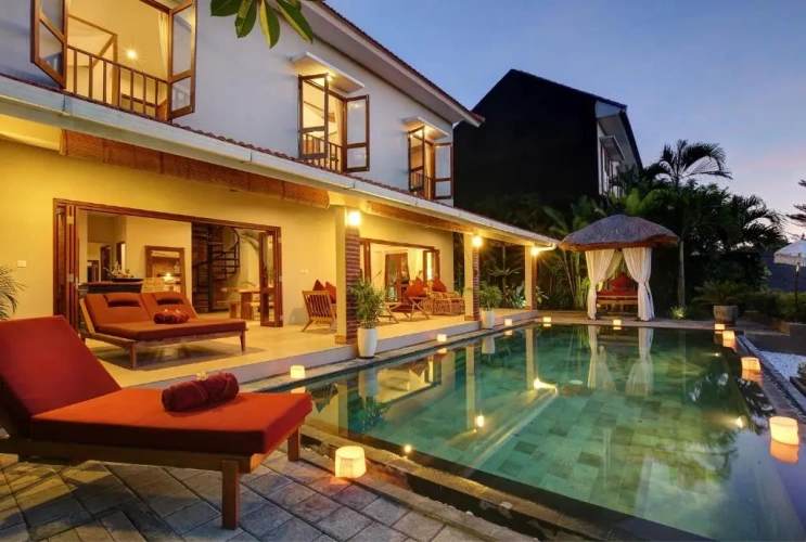 3 Bedrooms Villa