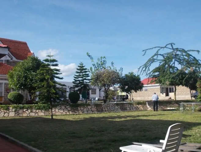 Zeroes Resort