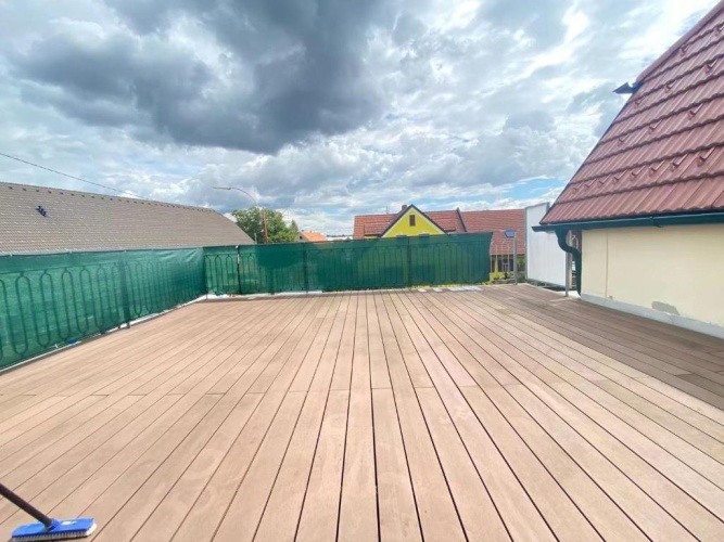 3 Bedrooms Apartment