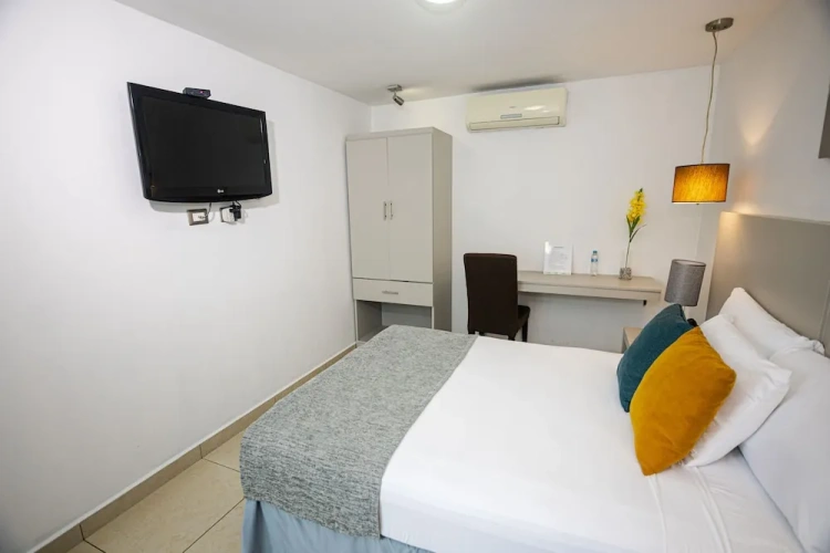 Superior Double Ground Floor Suite
