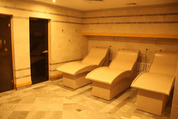 7 Pools SPA & Apartments
