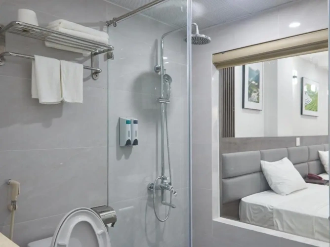 Standard Twin room with balcony and with city view