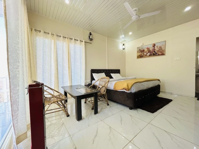 Standard room with balcony
