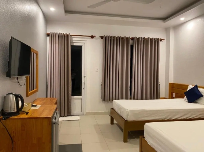 Standard Twin room with balcony