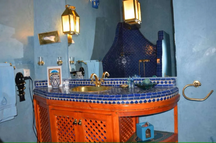 Riad CharCam - Adults Only
