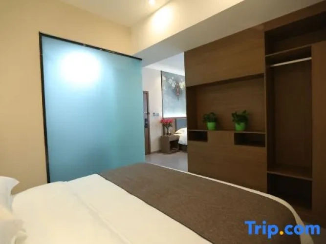 2 Bedrooms Family Suite