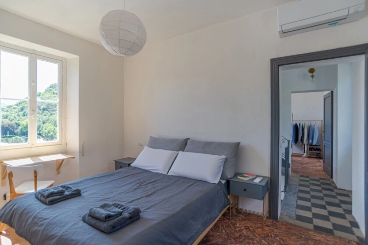 3 Bedrooms Standard Family room