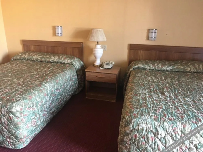 Westside Inn