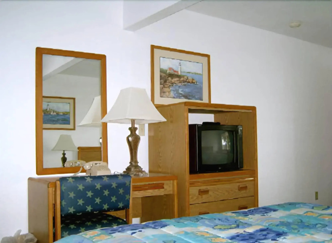 Four Winds Motel