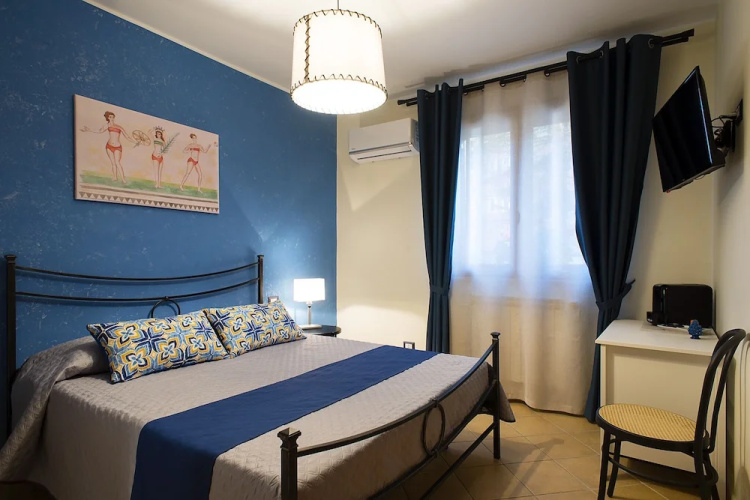 Cantunera Sicilian Room
