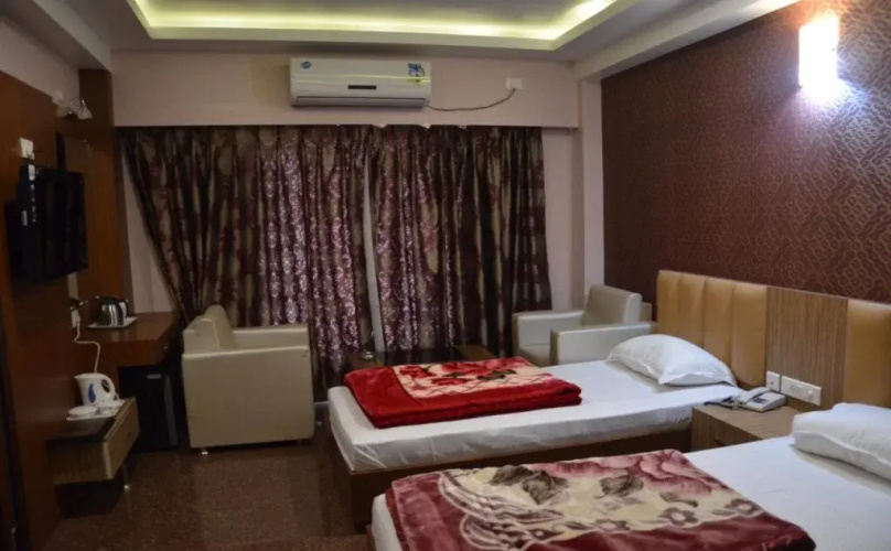 Hotel Gananayak