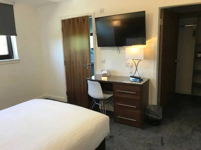 Premier Lodge