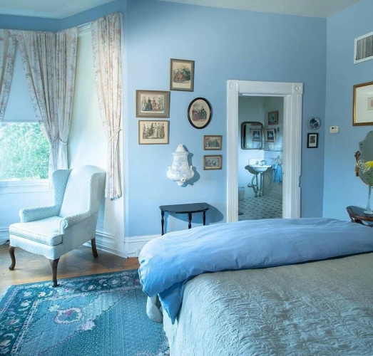 Swan Levine House