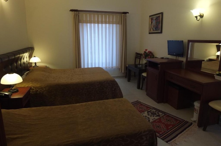 1 Bedroom Double Suite