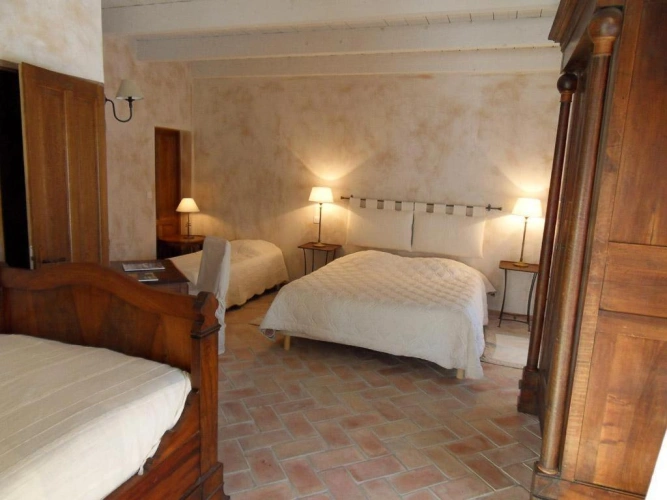 2 Bedrooms Cottage