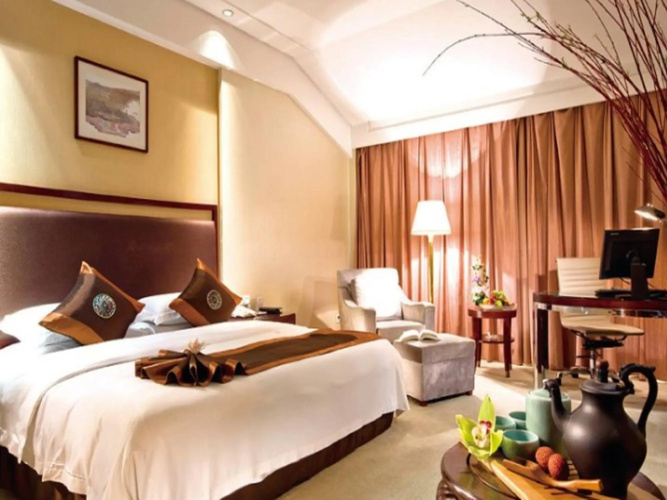 Yixing Hotel
