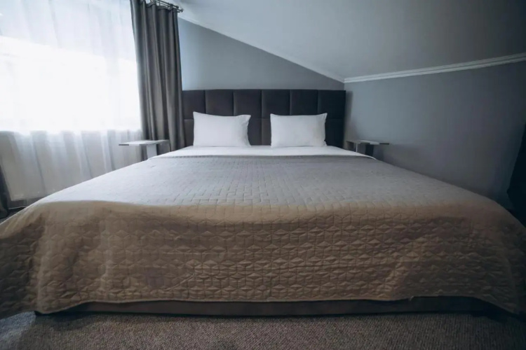 Hotel Avalon