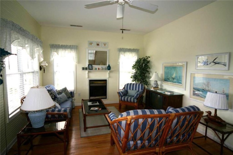 3 Bedrooms Cottage