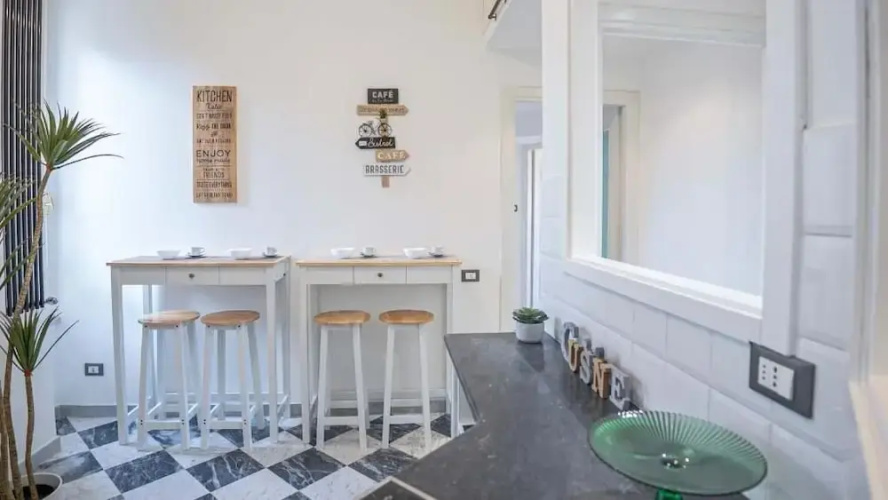 Colonna Guest House