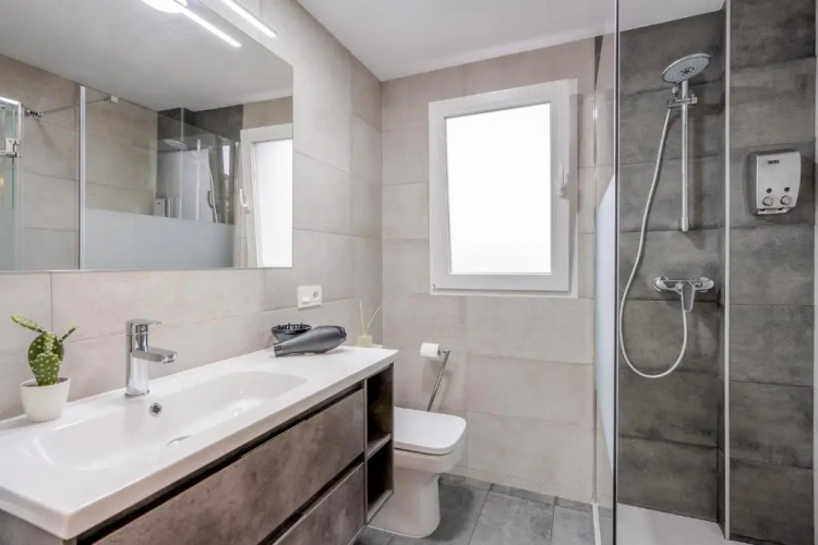 Congresos Granada Apartment by A3Rentals