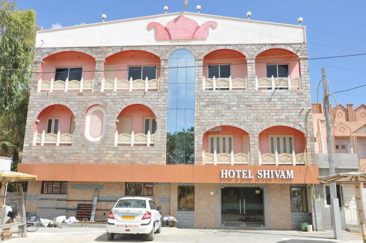 Hotel Shivam