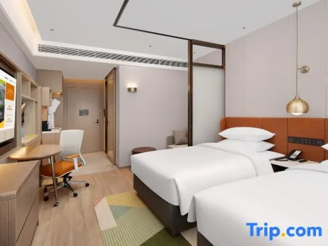 Quadruple Suite