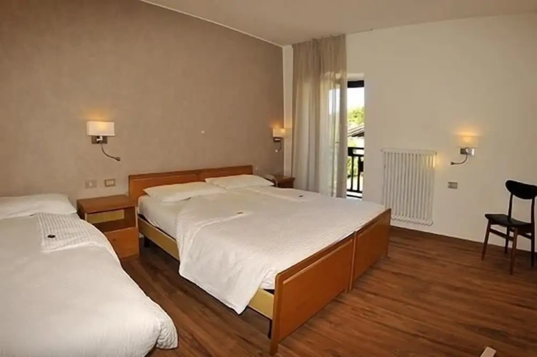 Standard Quadruple room with balcony