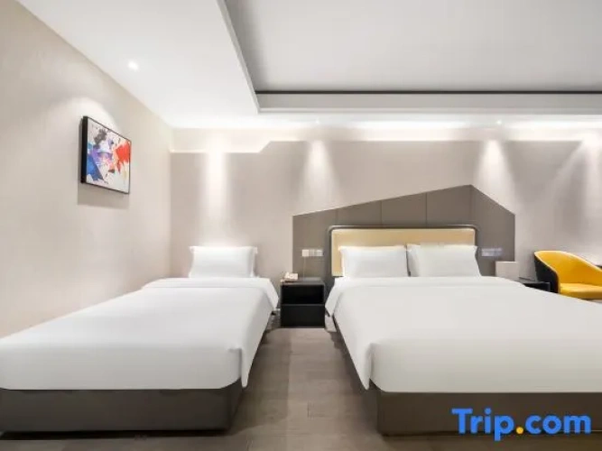 Deluxe Family Suite