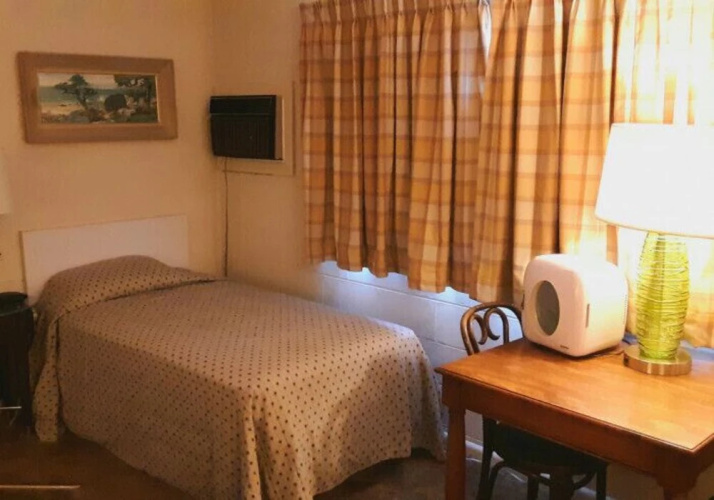 Broadus Motel