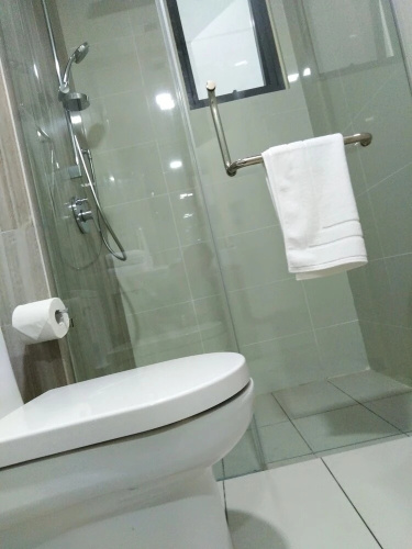RD Service Suite At M City