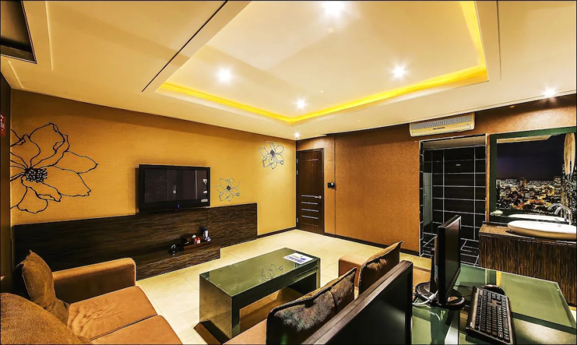 Nice Hotel